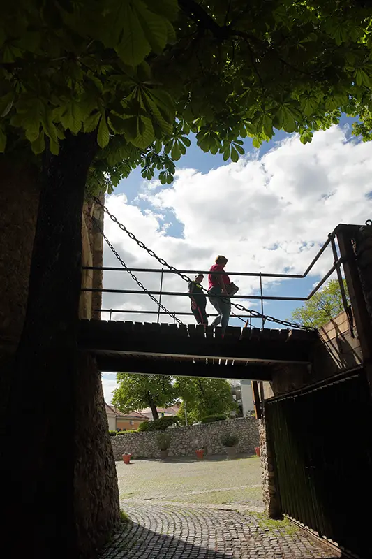 A Barbakán előtti felvonóhíd