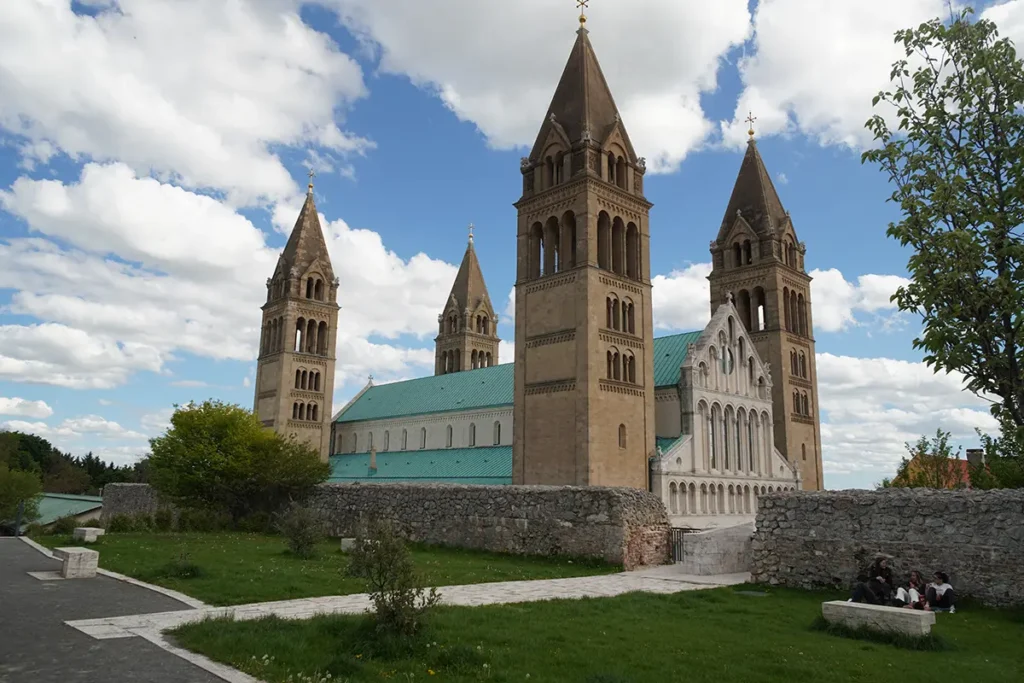 Szent Péter és Szent Pál Székesegyház