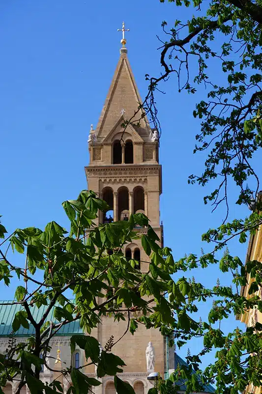 Szent Péter és Szent Pál Székesegyház