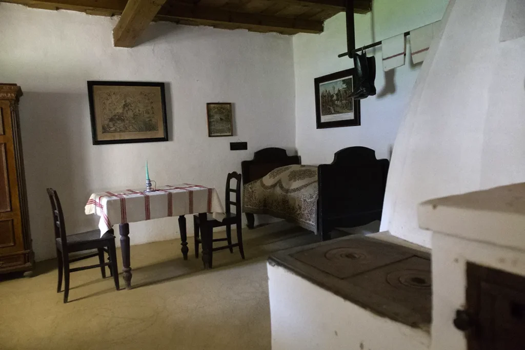 Hajdúbagosi lakóház, kis szoba