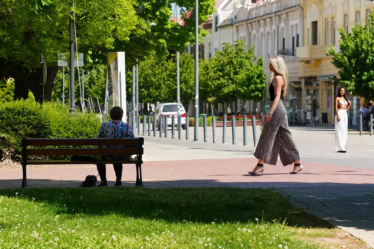 Hódmezővásárhely, Kossuth tér parkjában