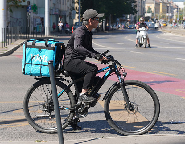 Wolt kerékpáros futár